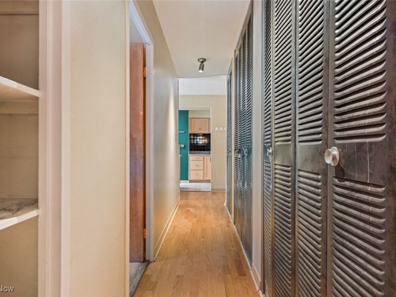 12520 Edgewater Drive, Unit 608, Lakewood, OH 44107 Photo 26