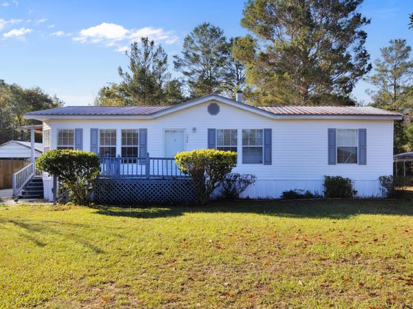 278 Tiger Lily Lane, DeFuniak Springs, FL 32433