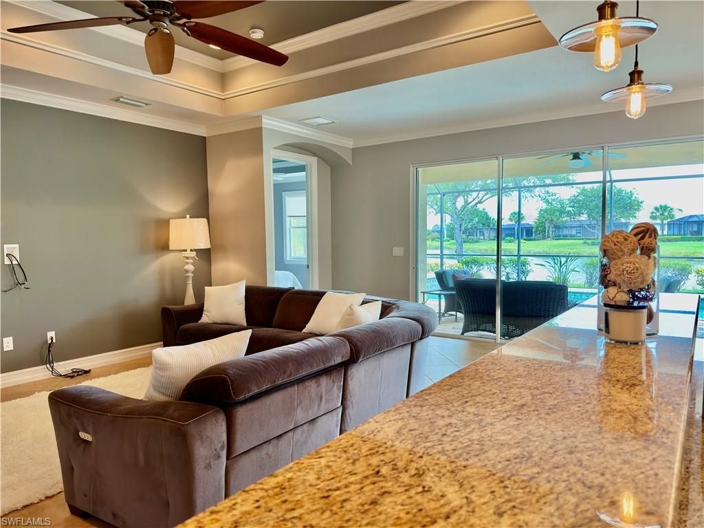 3940 Otter Bend Cir, Fort Myers, FL 33905 Photo