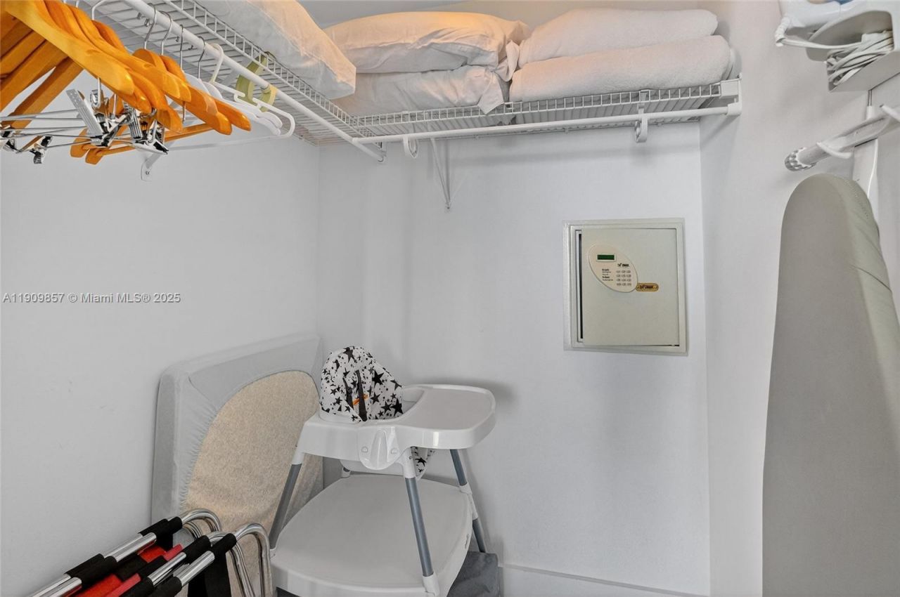 2889 Mcfarlane Rd, Unit 1001, Miami, FL 33133 Photo