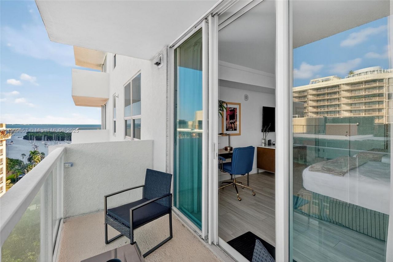 2889 Mcfarlane Rd, Unit 1001, Miami, FL 33133 Photo