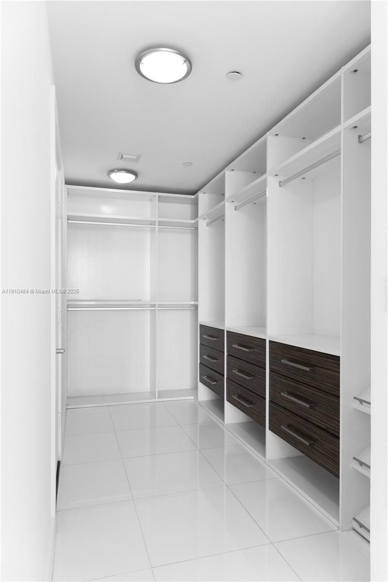 900 Biscayne Blvd, Unit 5610, Miami, FL 33132 Photo