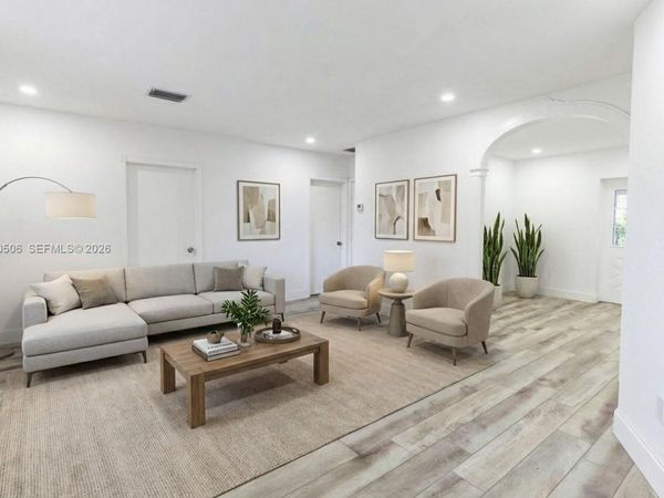 6440 SW 20th St, Miramar, FL 33023