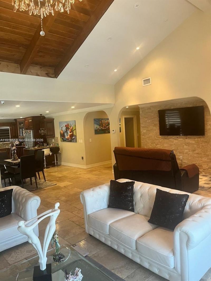 20305 NE 10th Ct, Miami, FL 33179 Photo