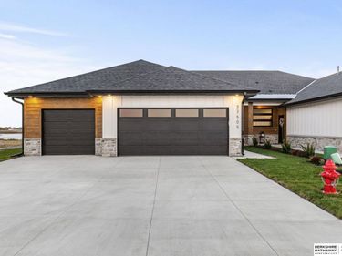 27505 Heron Street, Valley, NE 68064