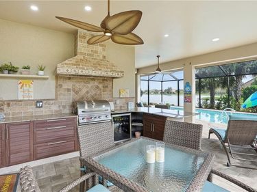 6274 Victory DR, AVE MARIA, FL 34142