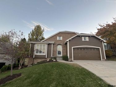 18713 Jones Street, Omaha, NE 68022