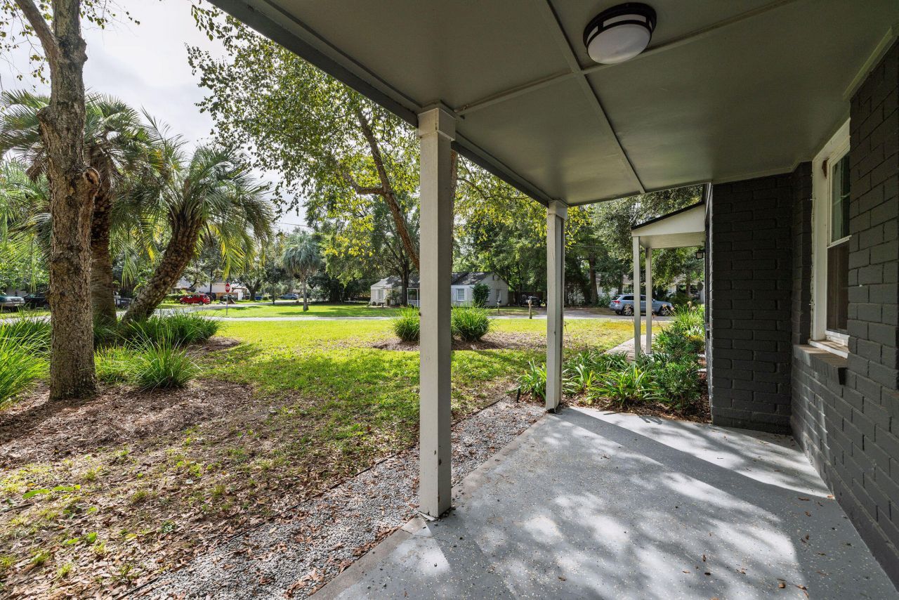 2 Ellen Avenue Photo 36