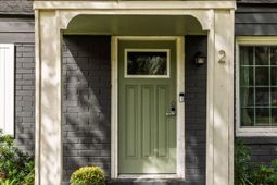 2 Ellen Avenue photo 4