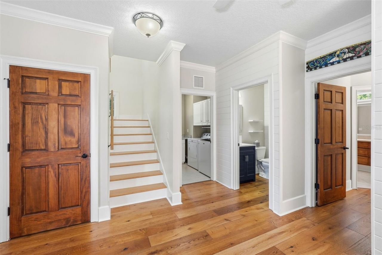 580 W 10th Avenue, Mount Dora, FL 32757 Photo