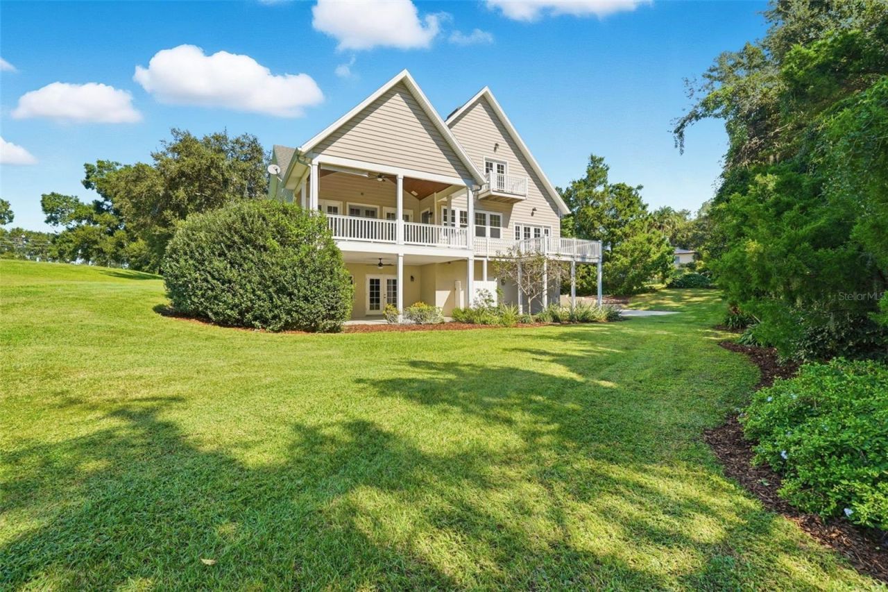 580 W 10th Avenue, Mount Dora, FL 32757 Photo