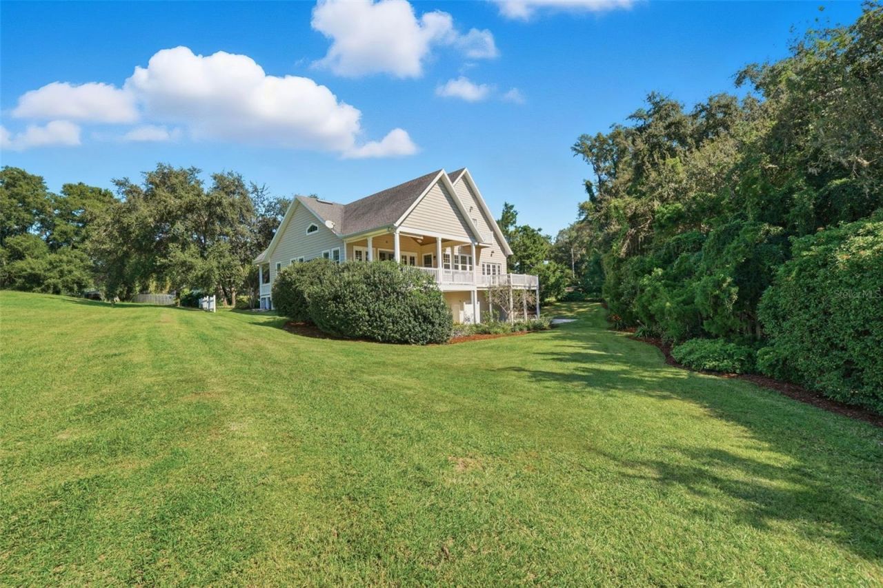 580 W 10th Avenue, Mount Dora, FL 32757 Photo