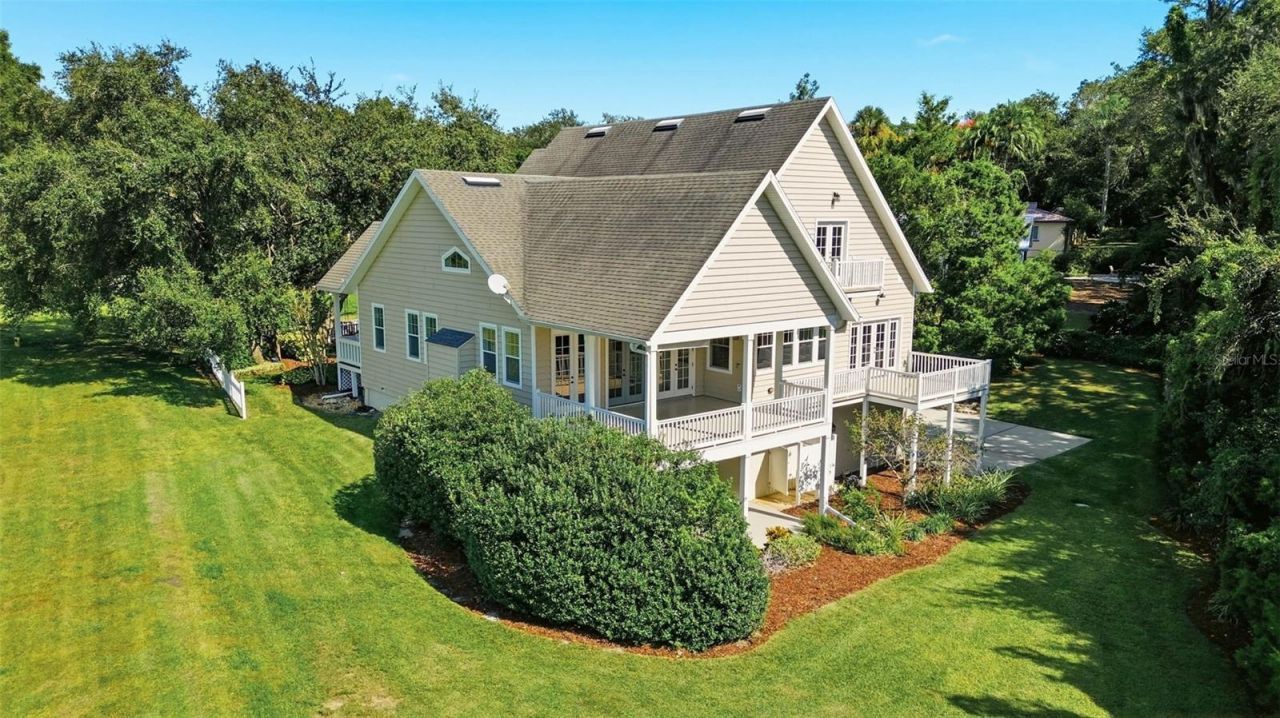 580 W 10th Avenue, Mount Dora, FL 32757 Photo