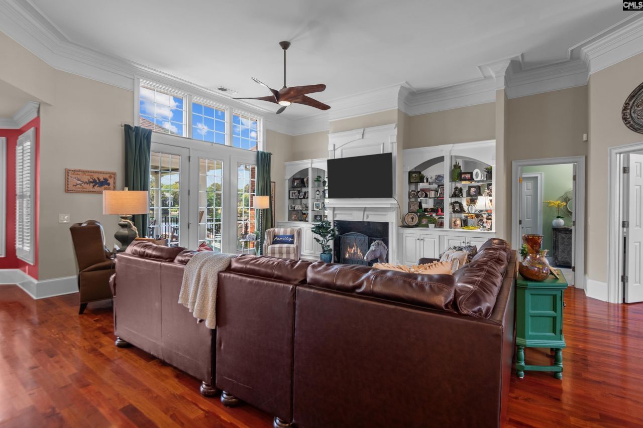 217 Palm Lake Drive Photo 11