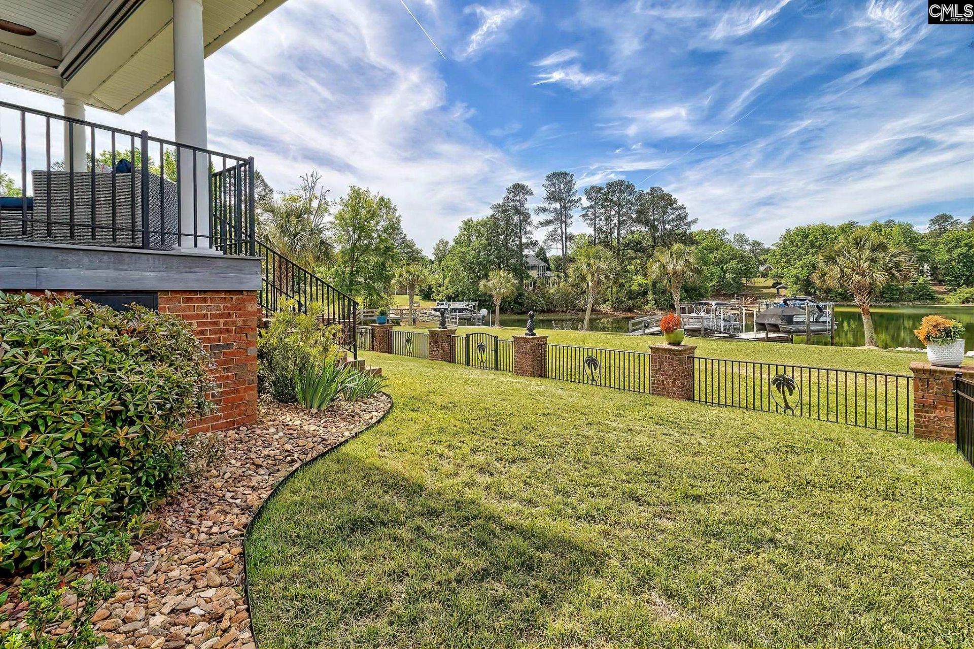 217 Palm Lake Drive Photo 4