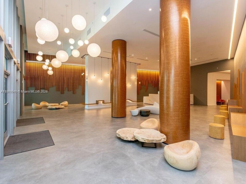 350 S Miami Ave, Unit 3914, Miami, FL 33130 Photo