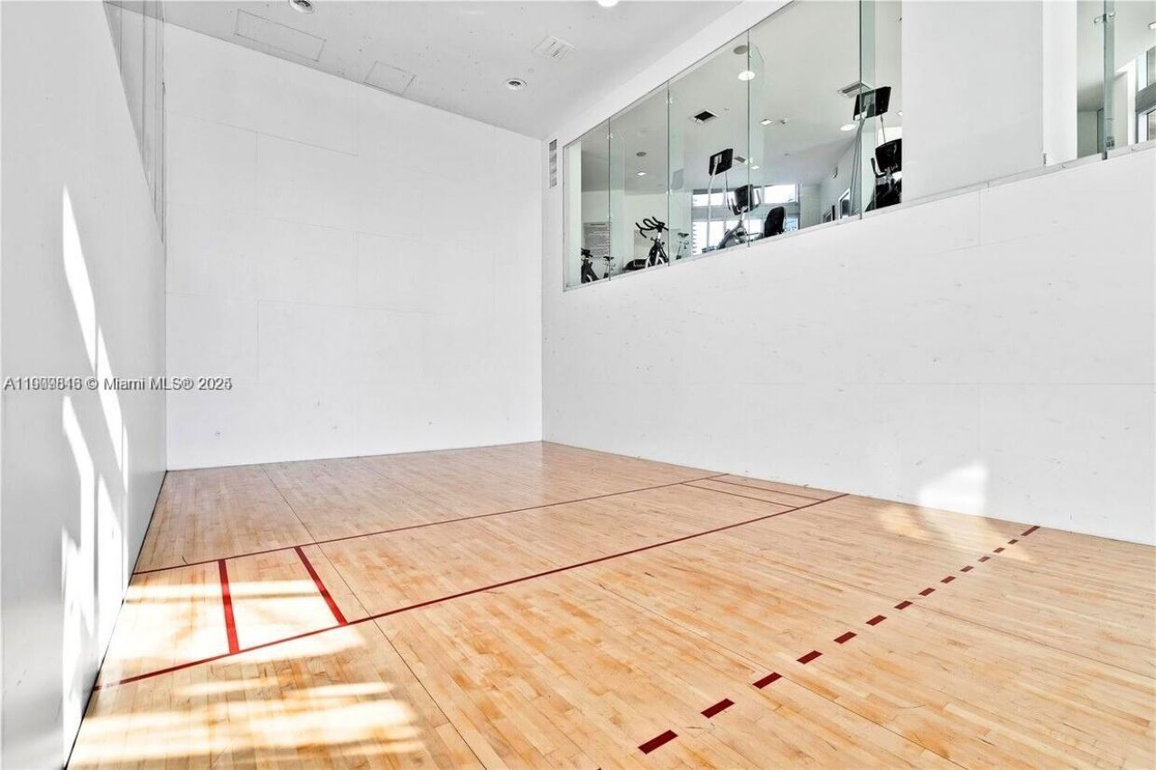 350 S Miami Ave, Unit 3914, Miami, FL 33130 Photo