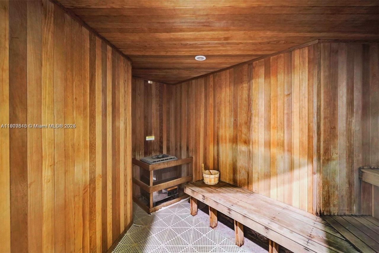 350 S Miami Ave, Unit 3914, Miami, FL 33130 Photo