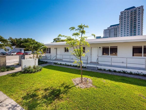 1070 NE 80th St, Unit 1, Miami, FL 33138