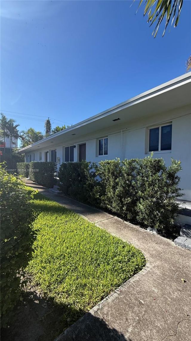 1070 NE 80th St, Unit 1, Miami, FL 33138 Photo