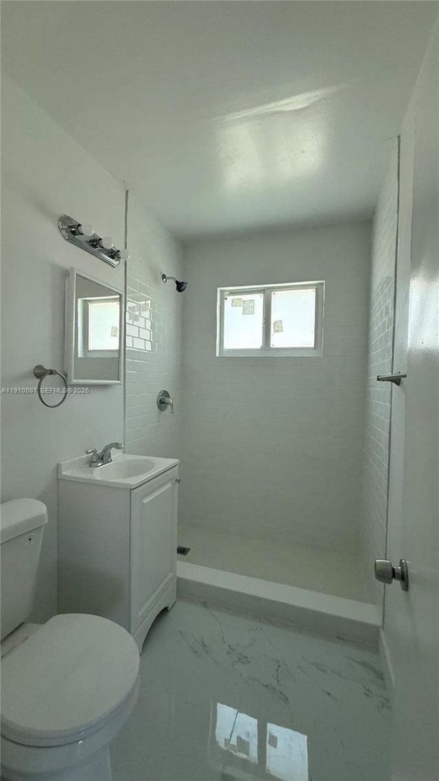 1070 NE 80th St, Unit 1, Miami, FL 33138 Photo