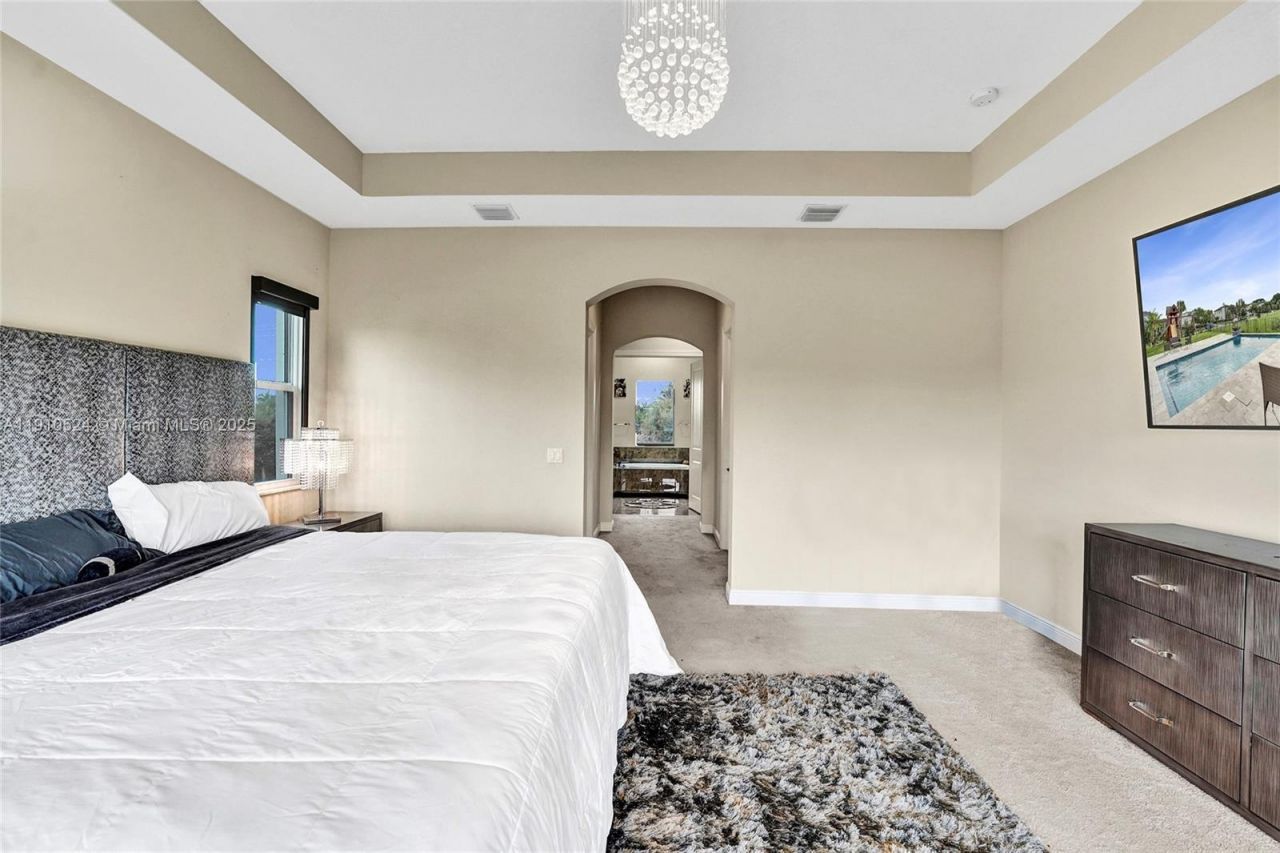 6804 N Stillwater Shores Dr, Davie, FL 33314 Photo