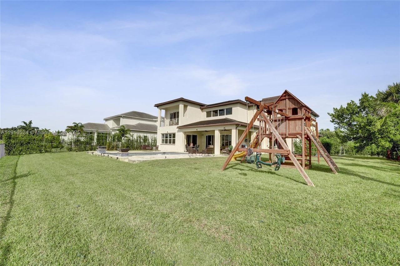 6804 N Stillwater Shores Dr, Davie, FL 33314 Photo