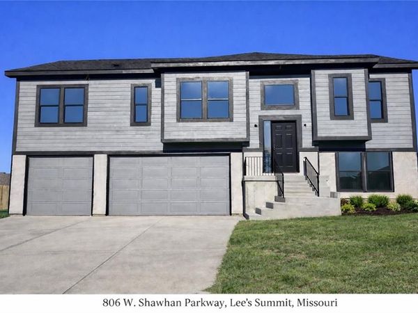 806 W Shawhan Parkway, Lone Jack, MO 64086