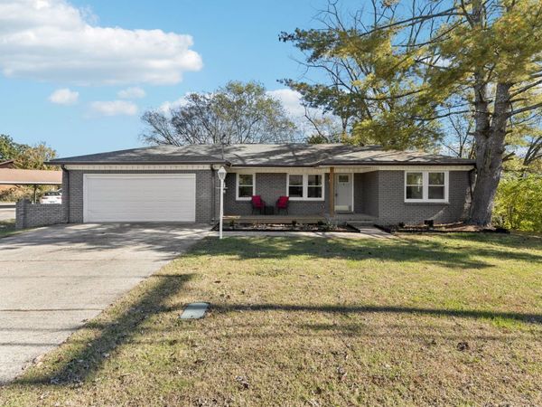 2804 Mossdale Dr, Nashville, TN 37217