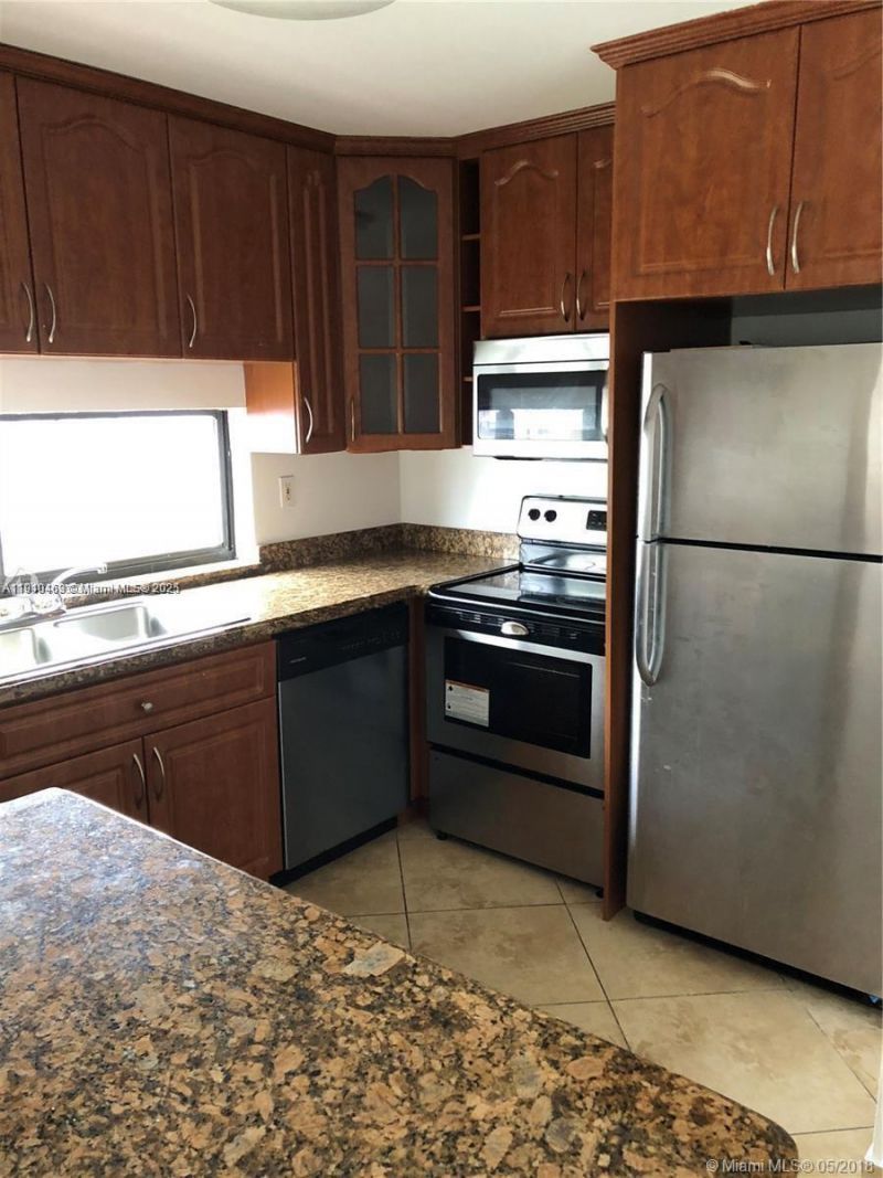 16909 N Bay Rd, Unit 711, Sunny Isles Beach, FL 33160 Photo