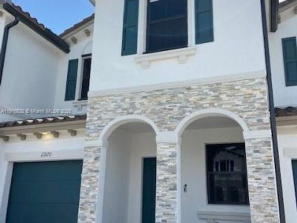 11920 SW 244 Lane, Unit 11920, Miami, FL 33032