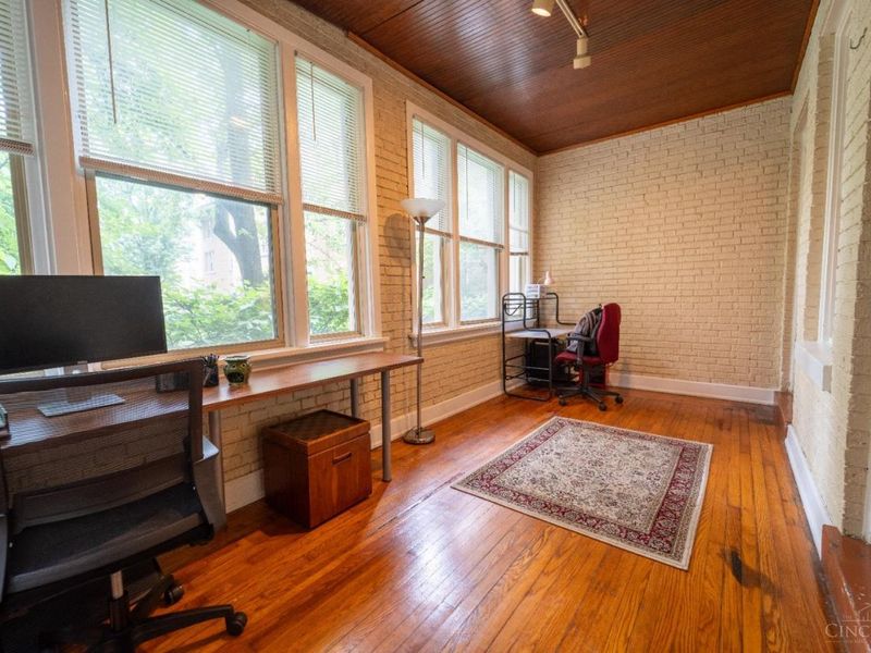 3896 Reading Road, Unit M, Cincinnati, OH 45229 Photo 7