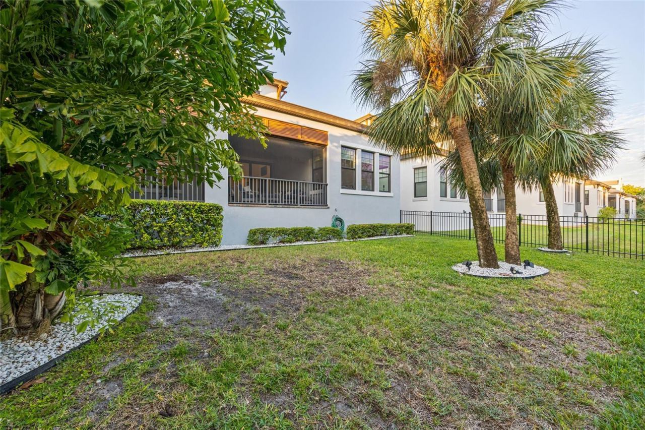 1025 Seagrape Drive, Ruskin, FL 33570 Photo