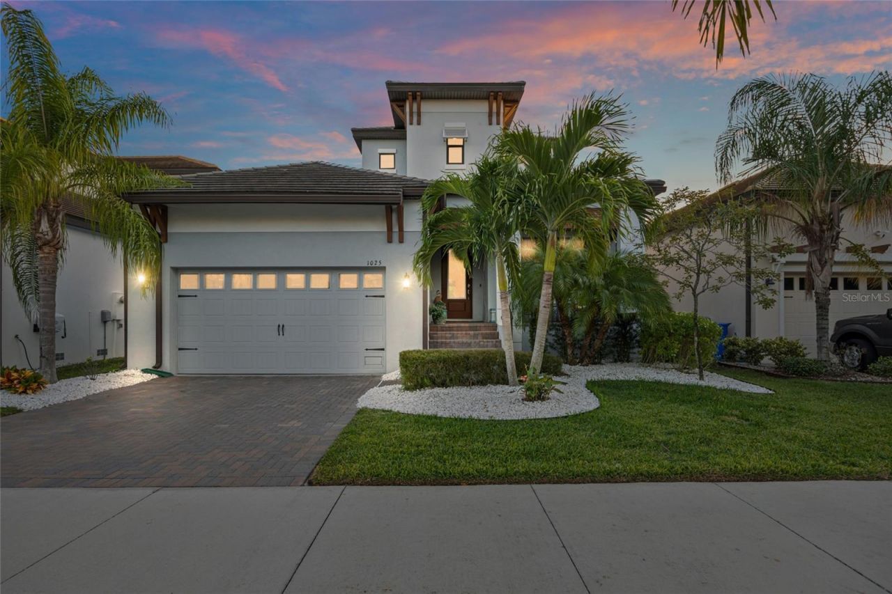 1025 Seagrape Drive, Ruskin, FL 33570 Photo