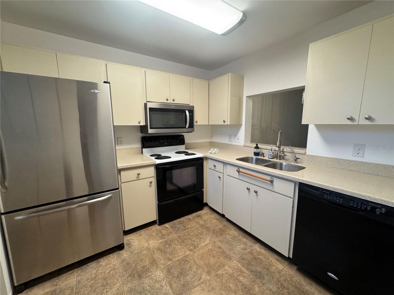 379 Springdale Drive, Unit 379, Bradenton, FL 34210 Photo