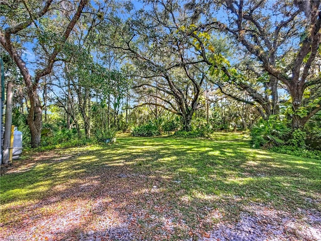 1432 Silver Lake Rd, Labelle, FL 33935 Photo