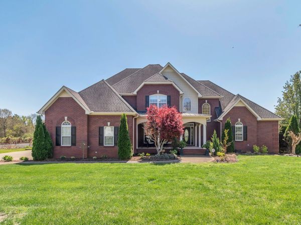 230 Appleby Ct, Smyrna, TN 37167