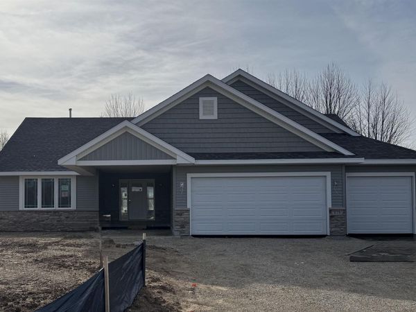 679 CLARKSEN Drive, BELVIDERE, IL 61008