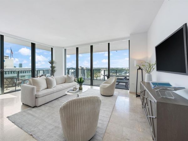 88 SW 7th St, Unit 2602, Miami, FL 33130