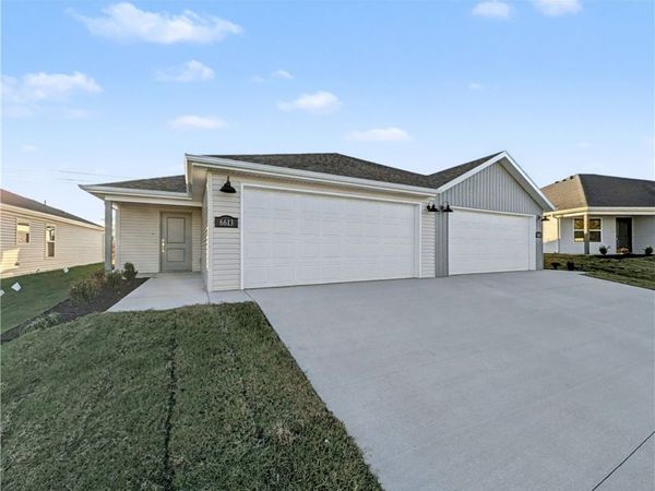 6613 & 6615 NW Altus Street, Bentonville, AR 72712