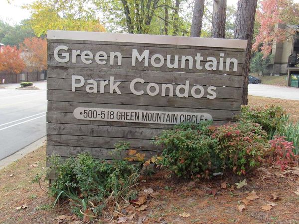 518 Green Mountain Circle, Little Rock, AR 72211