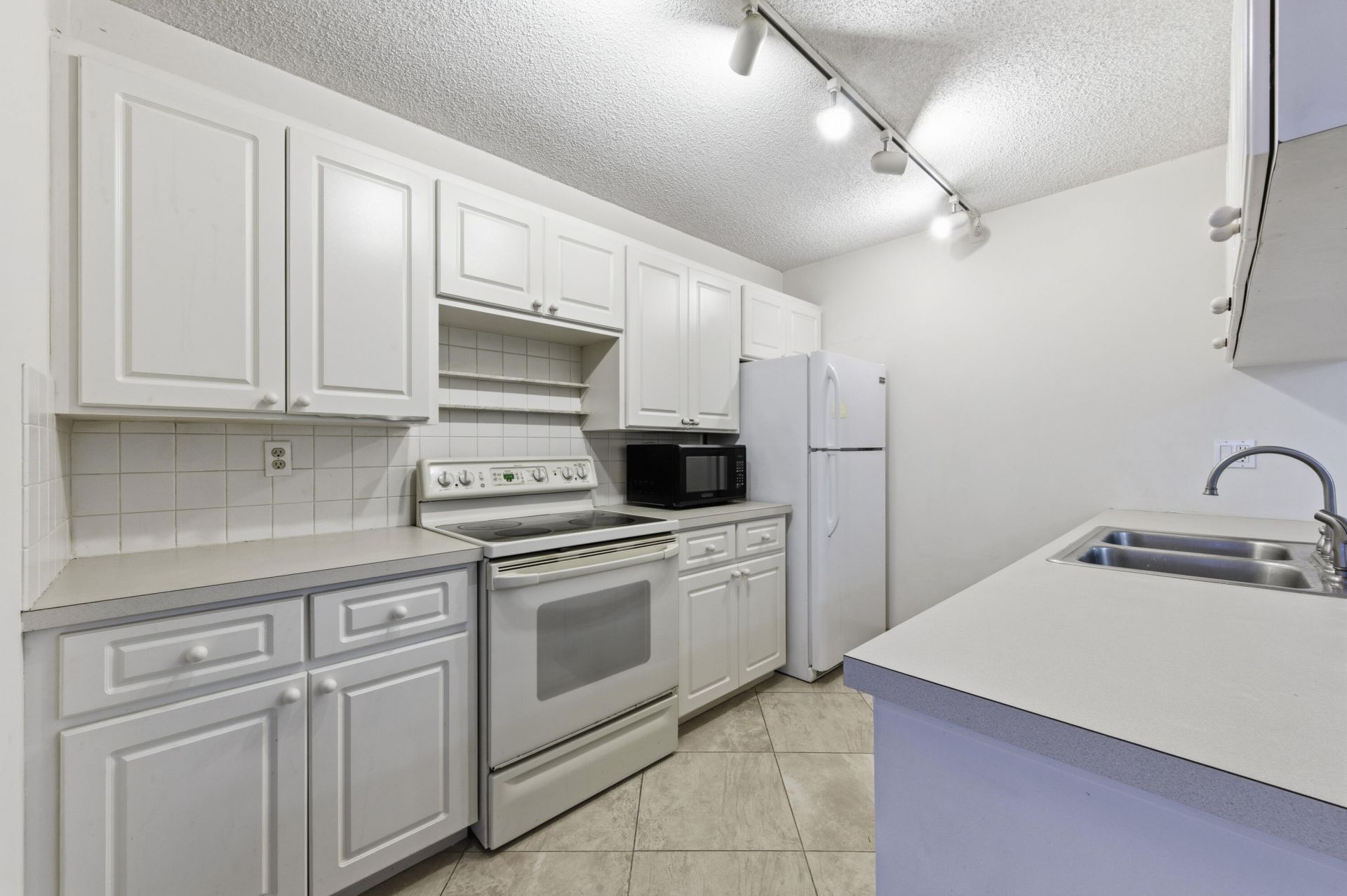 7511 75th Way, West Palm Beach, FL 33407 Photo