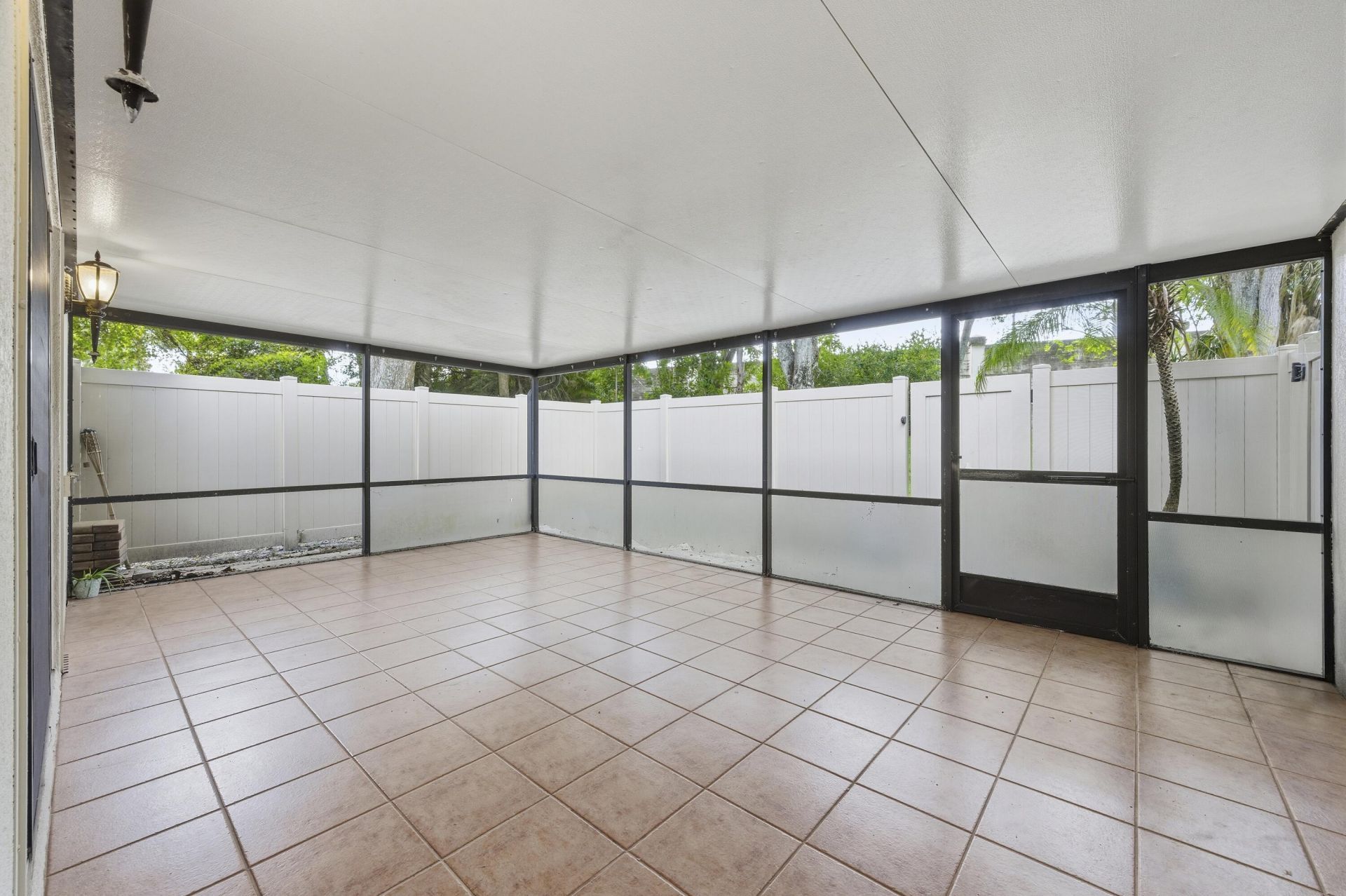 7511 75th Way, West Palm Beach, FL 33407 Photo