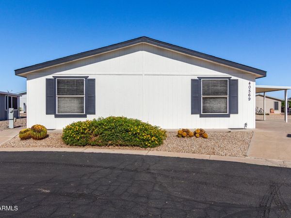 40569 N BOGEY Drive, San Tan Valley, AZ 85140
