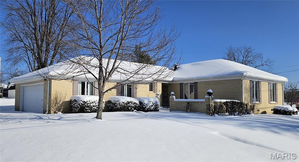 300 W 1st Street, Salem, MO 65560 Main Photo