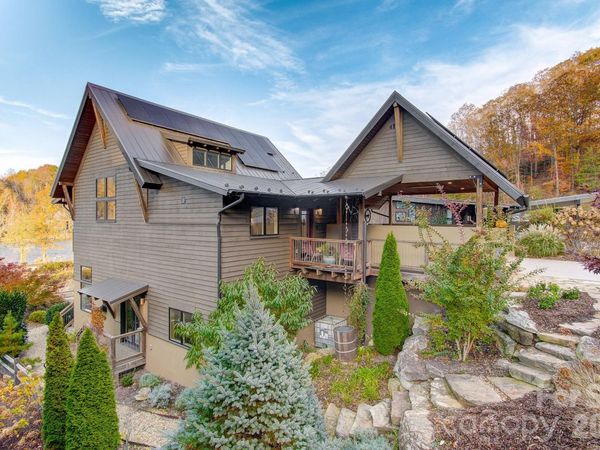 40 River Run, Asheville, NC 28804