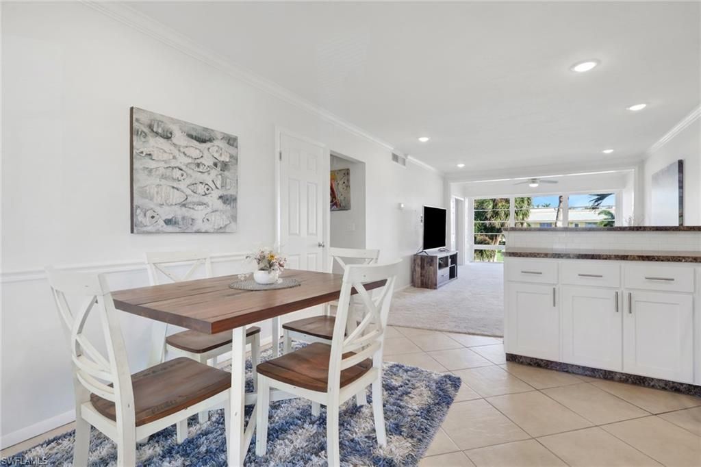 466 12th Ave S, Unit 466, Naples, FL 34102 Photo