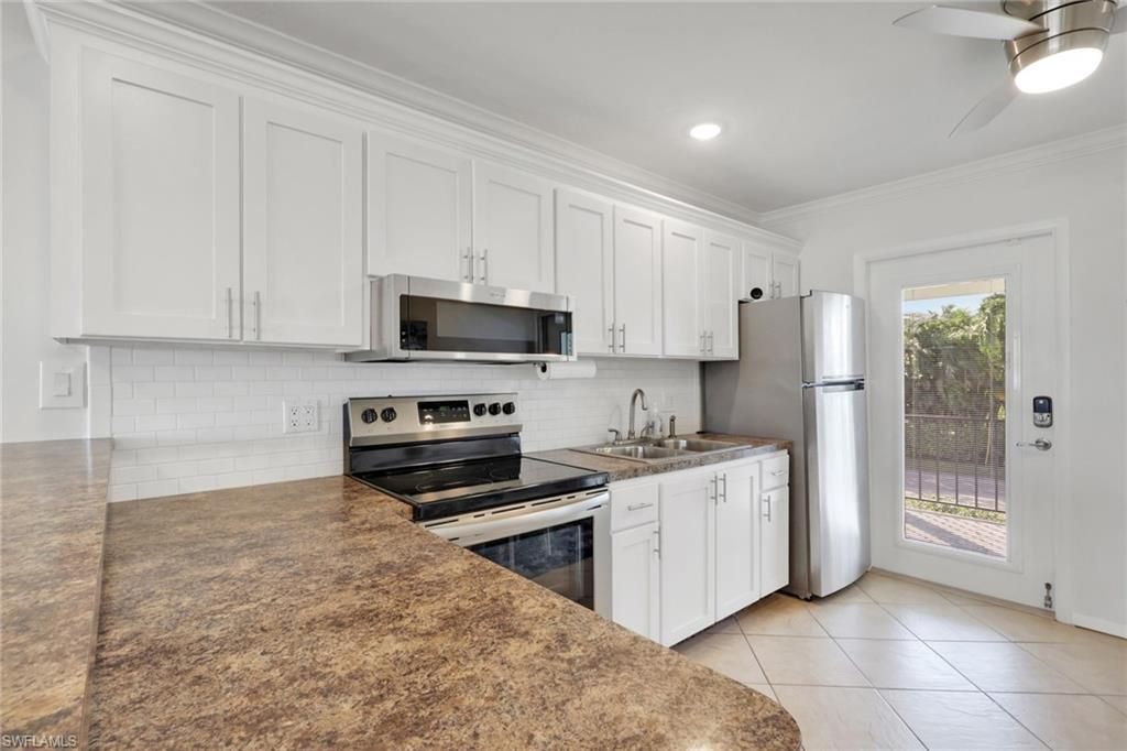 466 12th Ave S, Unit 466, Naples, FL 34102 Photo