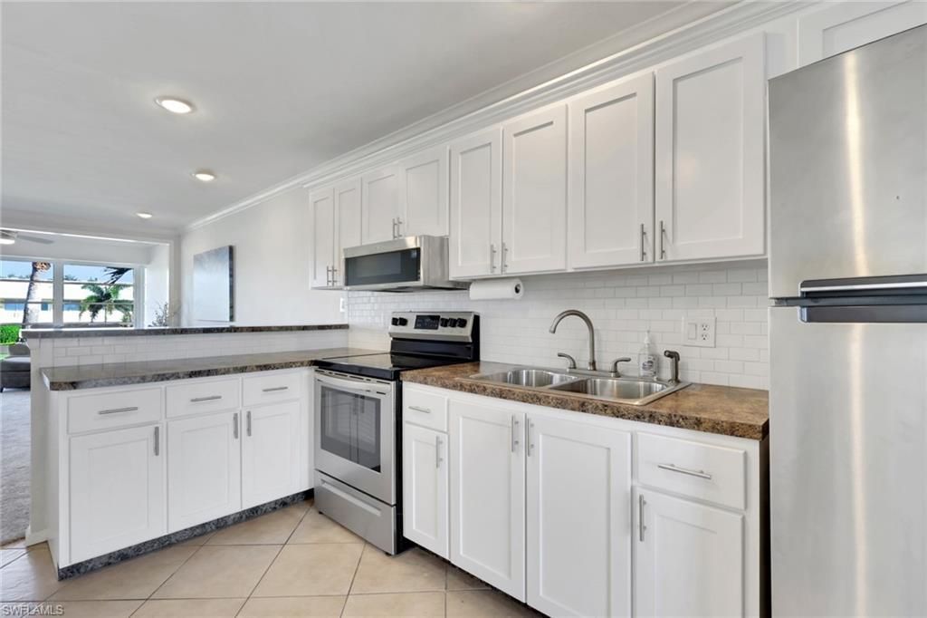 466 12th Ave S, Unit 466, Naples, FL 34102 Photo