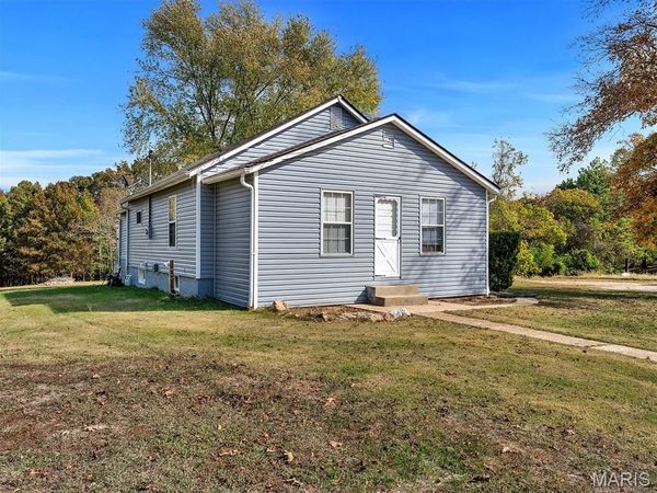 508 Hughes Ford Road, Sullivan, MO 63080